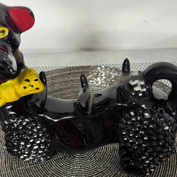 Vintages Poodle Decanter with shot glasses - Picture 2 of 15